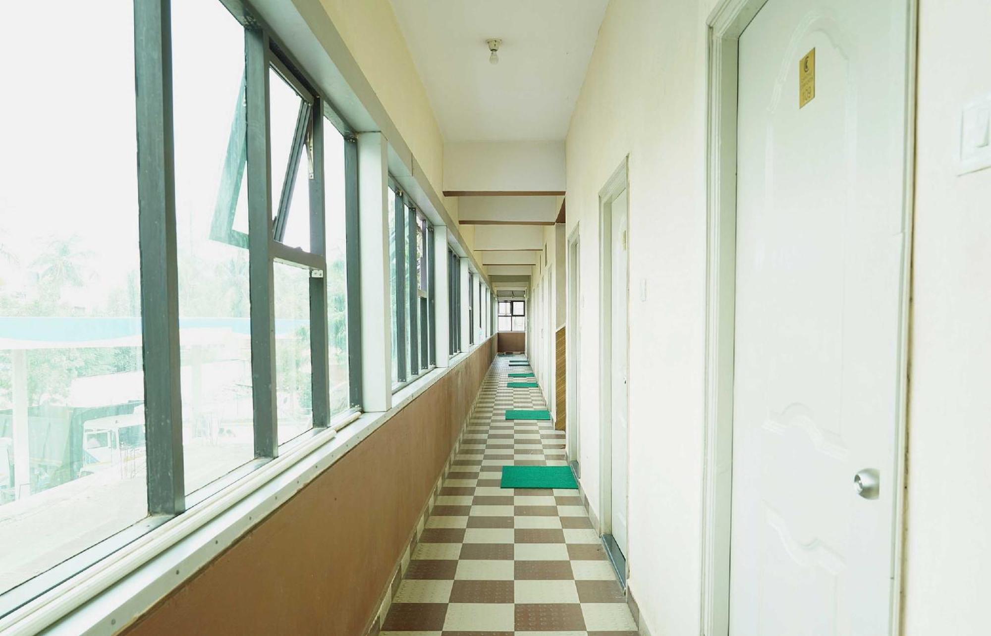 Oyo Chinthu Comforts Tumkur Exterior foto